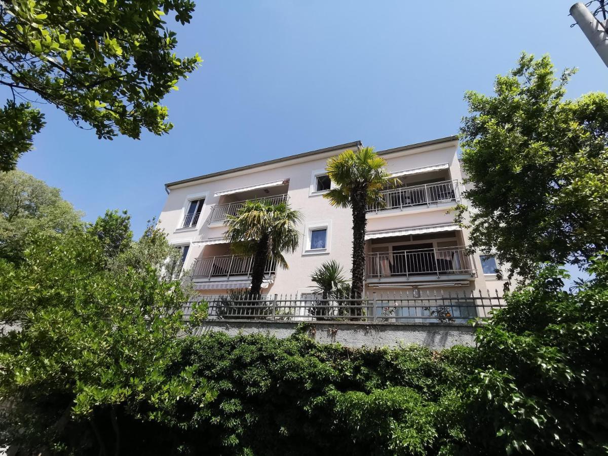 Villa Sara Crikvenica Buitenkant foto